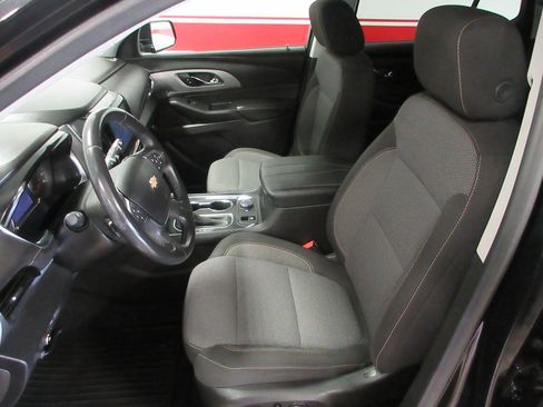 Used 2018 Chevrolet Traverse LT AWD/4WD image 8