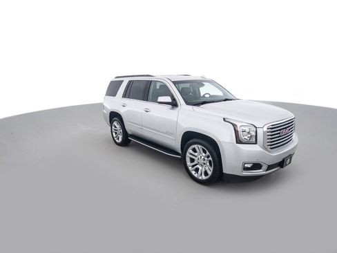 Used 2018 GMC Yukon SLT w/ Premium Edition image 3