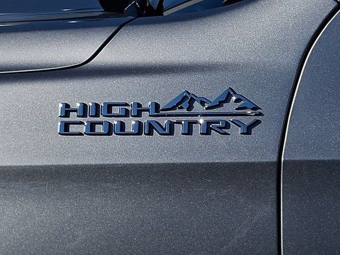 Used 2024 Chevrolet Tahoe High Country AWD/4WD image 29
