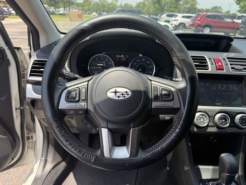 Used 2017 Subaru Crosstrek 2.0i Limited AWD/4WD image 14