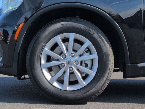 Used 2024 Dodge Durango SXT image 30