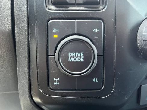 Used 2024 Ford F250 XL w/ STX Appearance Package AWD/4WD image 27