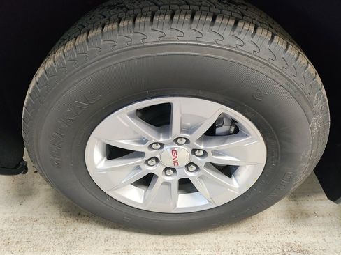 New 2026 GMC Sierra 1500 Pro w/ Pro Value Package image 13