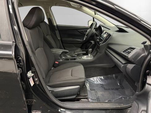 Used 2019 Subaru Impreza 2.0i Premium image 15