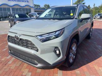 Used 2022 Toyota RAV4 XLE Premium FWD video 1