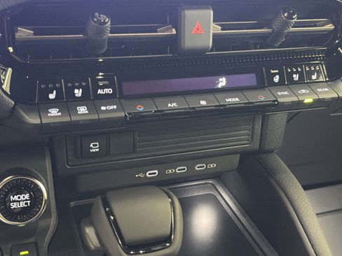 New 2026 Toyota Land Cruiser w/ Premium Package AWD/4WD image 12