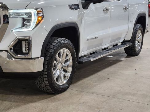 Used 2021 GMC Sierra 1500 SLT image 17