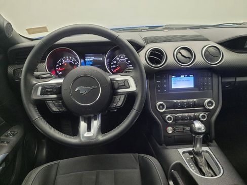 Used 2019 Ford Mustang Coupe image 22