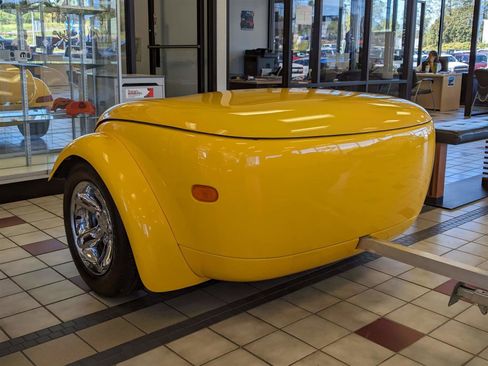 Used 2002 Chrysler Prowler RWD image 6