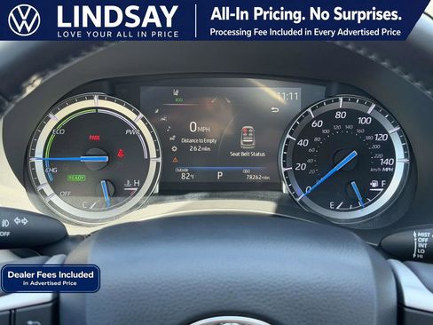 Used 2022 Toyota Highlander XLE FWD image 27