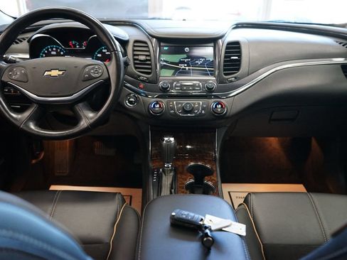 Used 2015 Chevrolet Impala LT FWD image 37