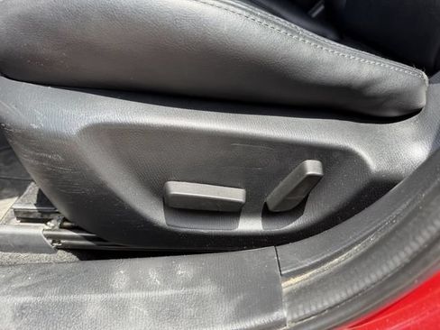 Used 2017 MAZDA MAZDA3 Touring FWD image 7