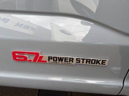 New 2026 Ford F250 Lariat w/ Black Appearance Package AWD/4WD image 36