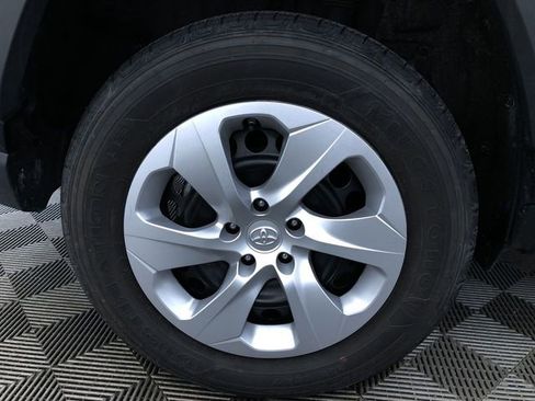 Certified 2025 Toyota RAV4 LE image 16