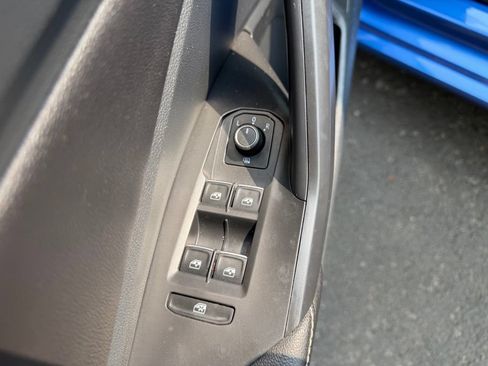 Used 2024 Volkswagen Jetta SE FWD image 13