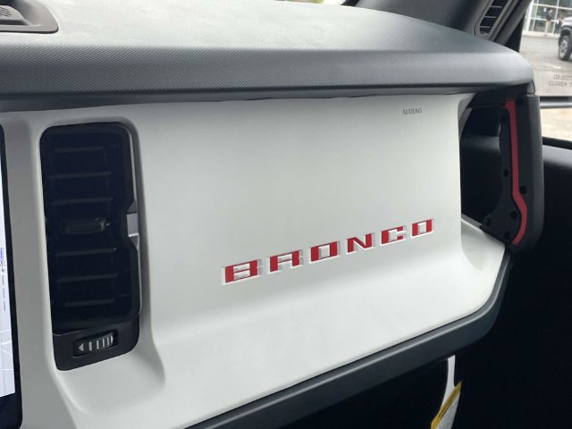 New 2026 Ford Bronco Heritage Edition AWD/4WD image 31