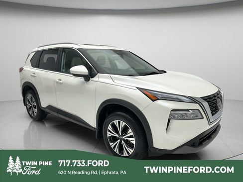 Used 2023 Nissan Rogue SV w/ SV Premium B Package AWD/4WD image 1