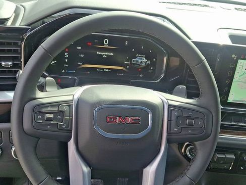 New 2026 GMC Sierra 1500 Elevation image 9