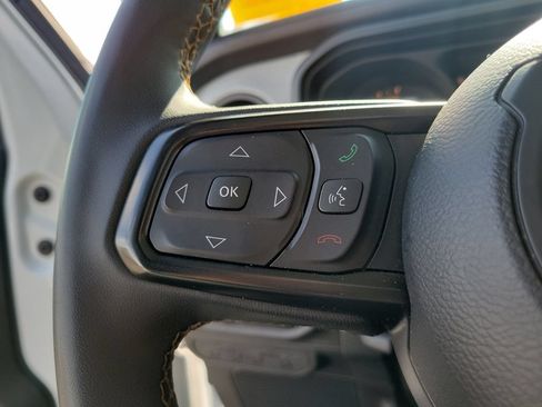 Used 2024 Jeep Wrangler Unlimited Sport AWD/4WD image 27