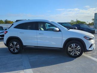 Used 2025 Mercedes-Benz GLA 250 video 4