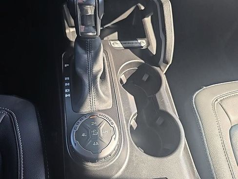 Used 2023 Ford Bronco Outer Banks w/ Sasquatch Package image 29