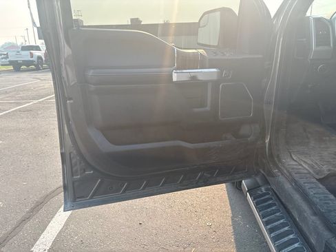 Used 2019 Ford F150 Lariat w/ FX4 Off-Road Package AWD/4WD image 7