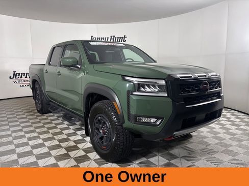 Used 2025 Nissan Frontier PRO-4X AWD/4WD image 4