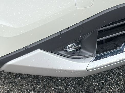 Used 2022 Nissan Rogue Platinum w/ Head-Up Display Package image 5