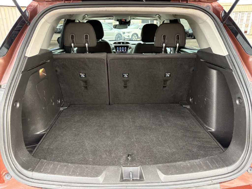 Used 2021 Chevrolet TrailBlazer LT w/ Convenience Package FWD image 25