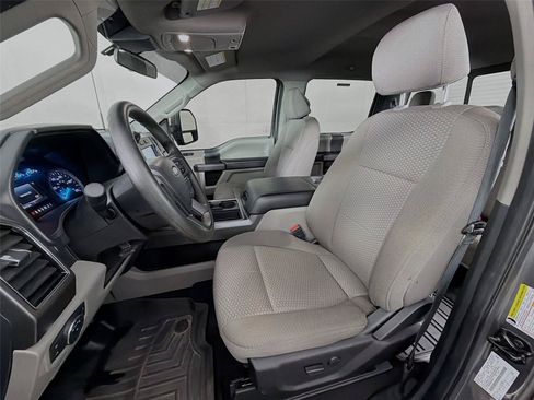 Used 2021 Ford F250 XLT w/ XLT Value Package AWD/4WD image 2