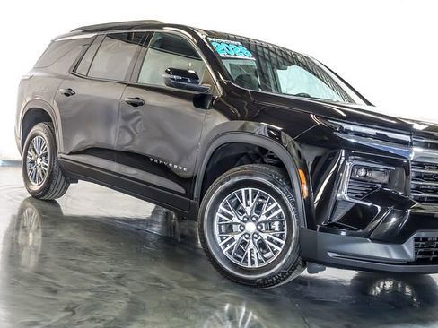 Used 2026 Chevrolet Traverse LT w/ LPO, Floor Liner Package image 5