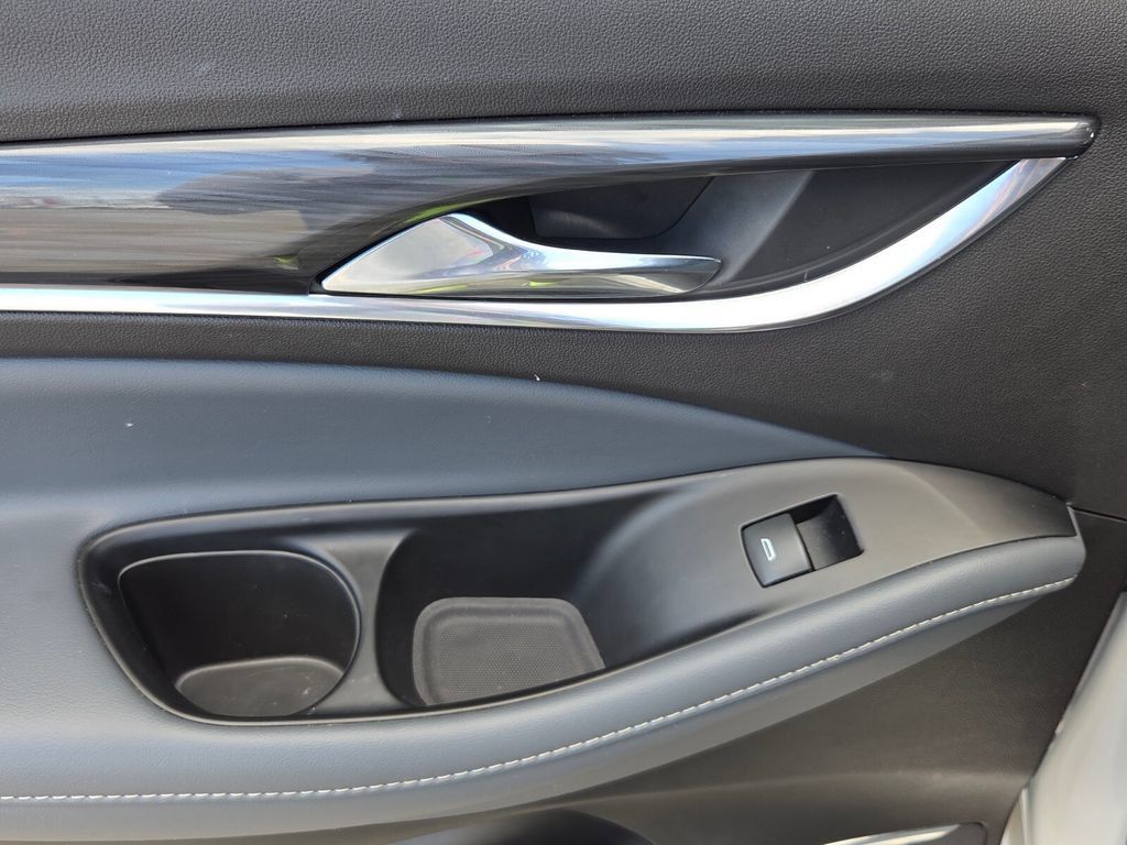 Certified 2023 Buick Enclave Essence w/ Experience Buick Package FWD image 8