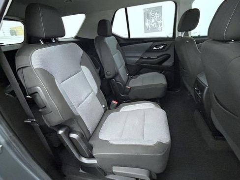 Used 2019 Chevrolet Traverse LT FWD image 18