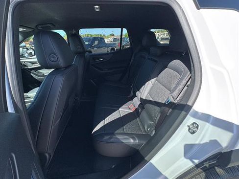 New 2026 Chevrolet Equinox LT FWD image 16