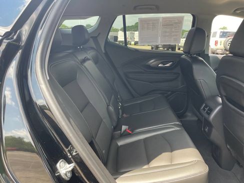 Used 2022 GMC Terrain SLT AWD/4WD image 28