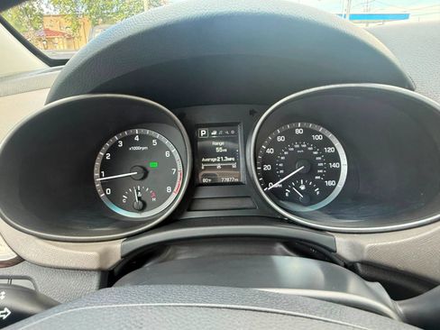 Used 2017 Hyundai Santa Fe Sport FWD image 14