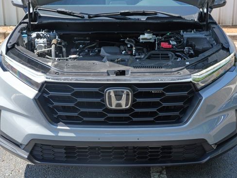 Used 2024 Honda CR-V LX image 7