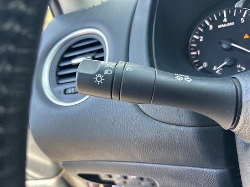 Used 2020 Nissan Pathfinder SL w/ Cargo Package image 13