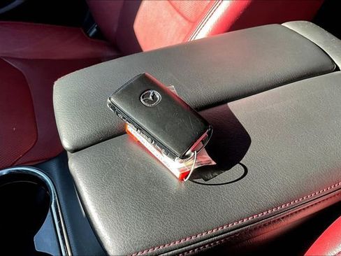 Used 2023 MAZDA CX-9 Carbon Edition image 36