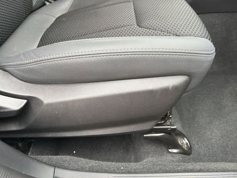 Used 2020 Subaru Forester Premium image 12