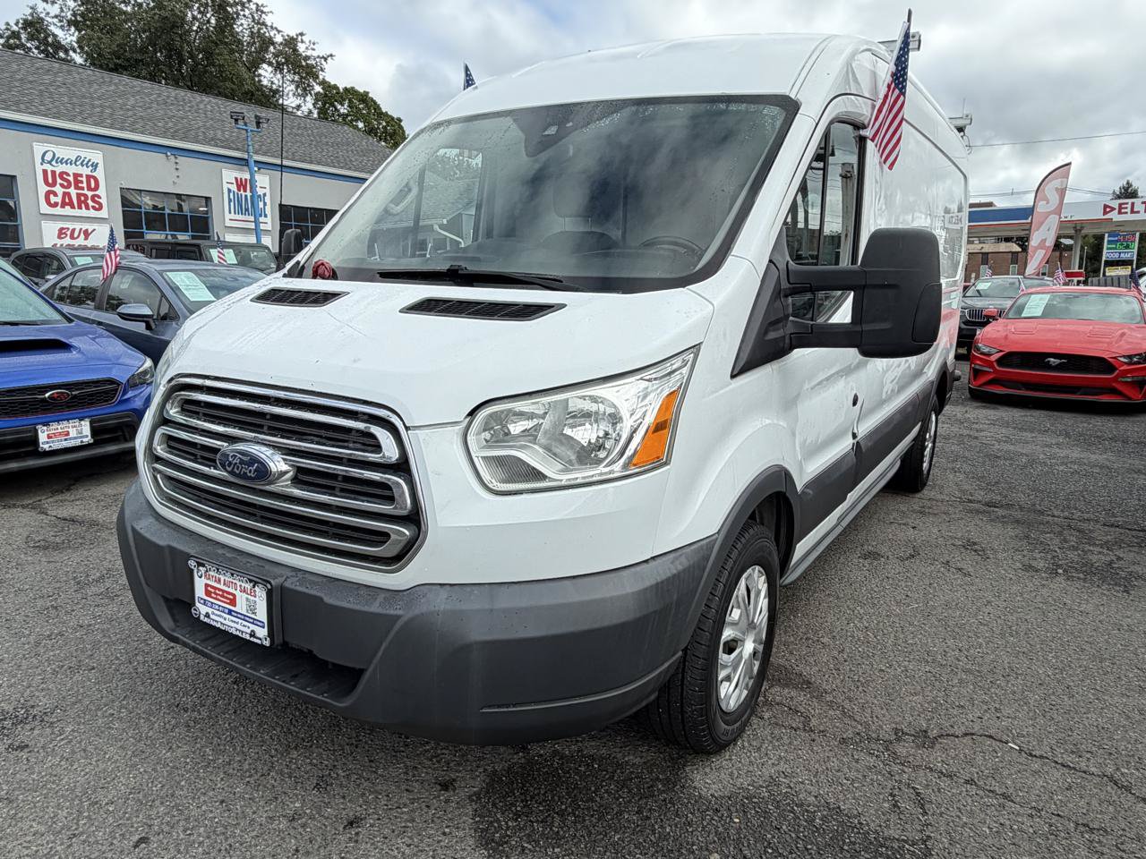 Used 2015 Ford Transit 250 148 Medium Roof w/ Interior Upgrade Package RWD image 5