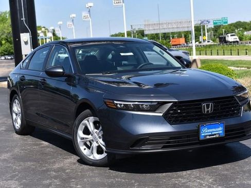 New 2026 Honda Accord LX image 2