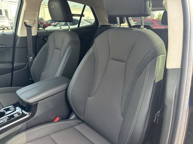 Used 2023 Buick Envision Preferred w/ Sport Touring Package AWD/4WD image 18