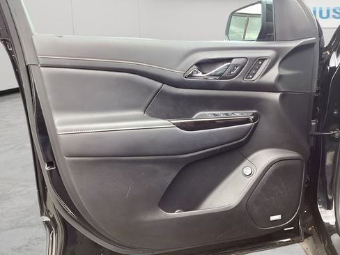 Used 2023 GMC Acadia AT4 w/ Technology Package image 14