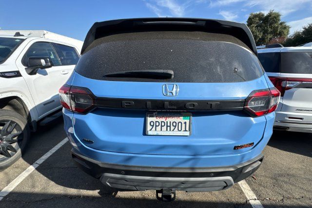 Used 2024 Honda Pilot TrailSport image 6