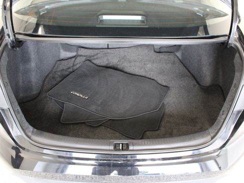 Used 2026 Toyota Corolla LE FWD image 28