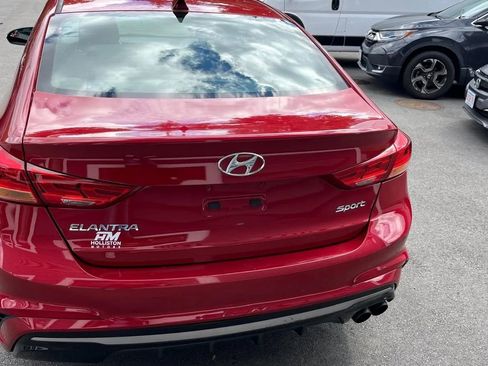 Used 2017 Hyundai Elantra Sport image 5