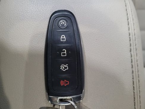 Used 2014 Ford Escape Titanium AWD/4WD image 32