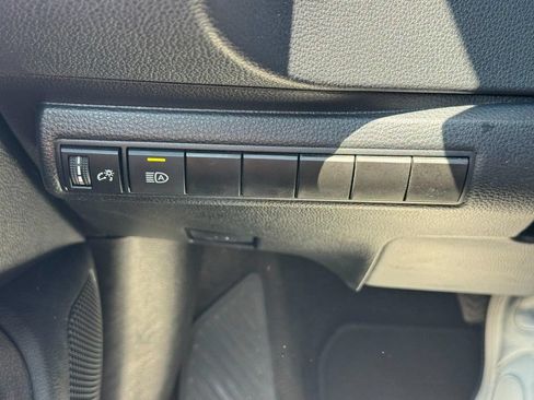 Used 2025 Toyota Corolla SE FWD image 23