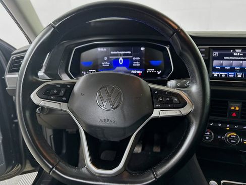 Used 2023 Volkswagen Jetta SE image 19